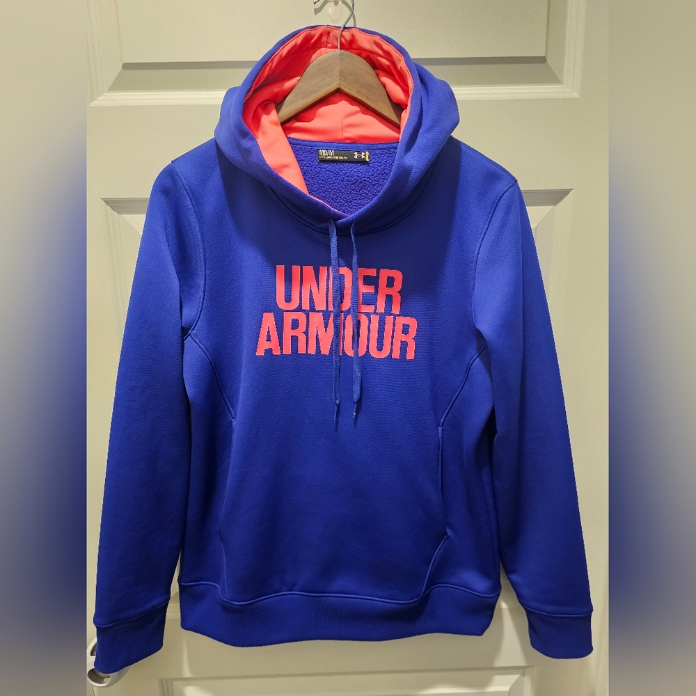 Under Armour hoodie size M